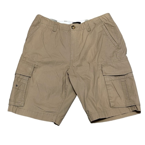Mens Haggar 32 Medium Shorts Cargo Khaki Durable Workwear 7 Pockets Cotton NWT - Picture 3 of 10
